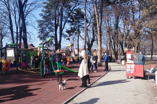 Lux apartmani čačak, gradski park